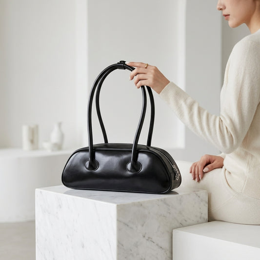 Ruched shoulder bag fashion view | Orleve