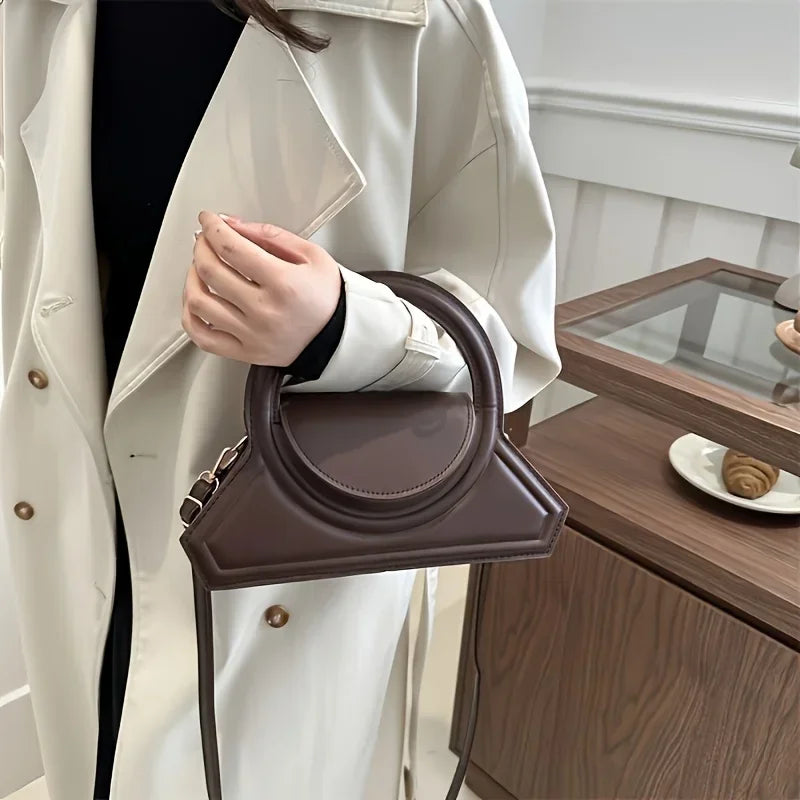Sculptural Saddle Bag close view