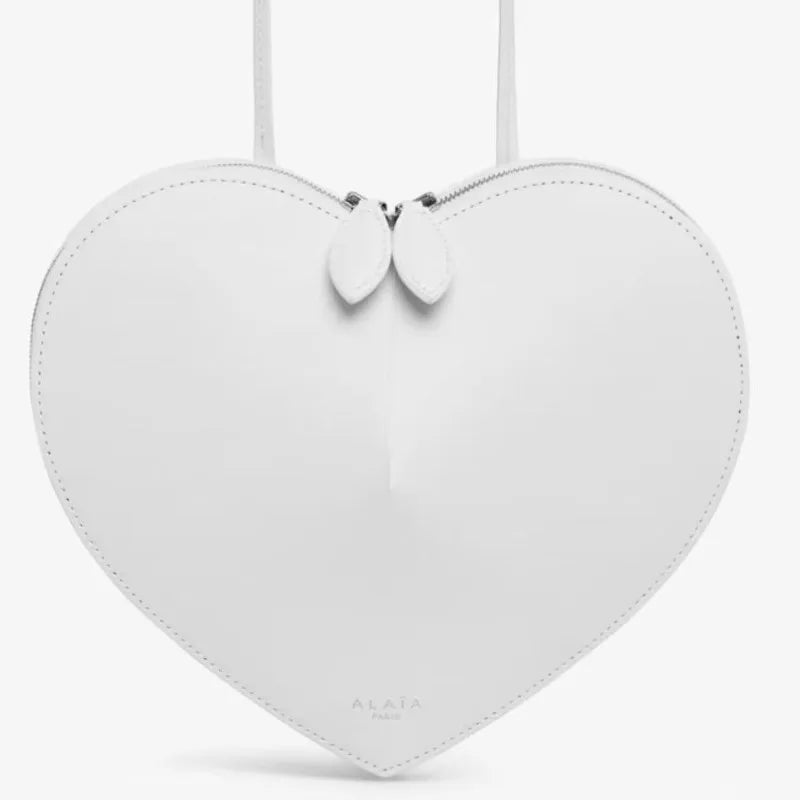 Amour heart shoulder bag close view | ORLEVE