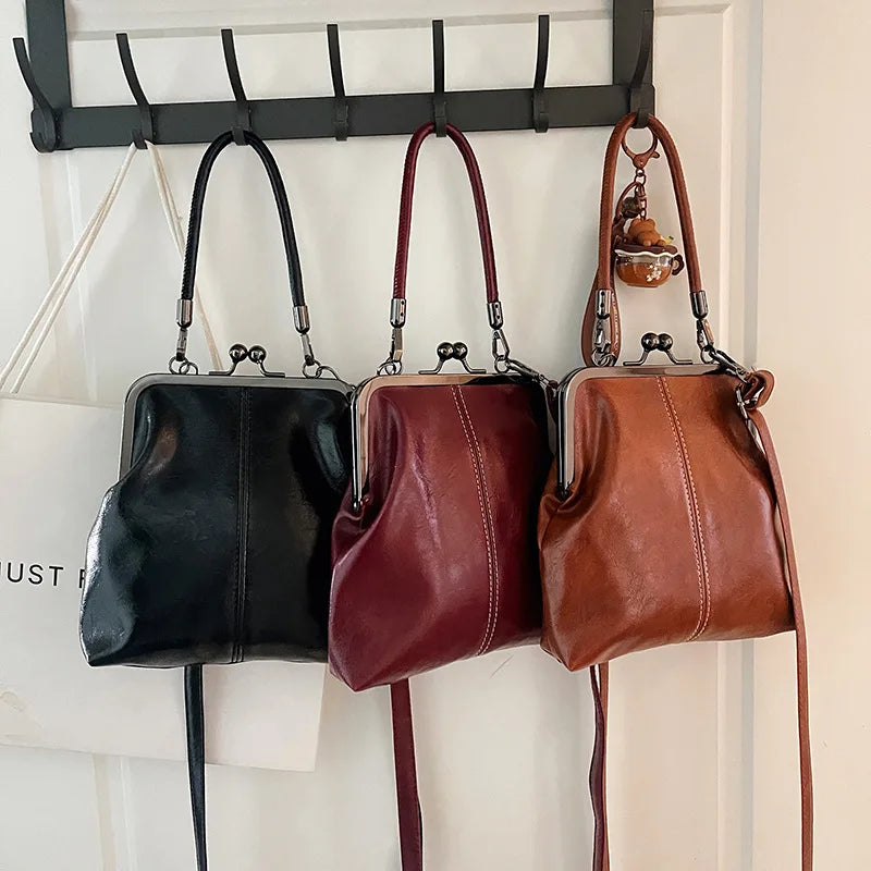 Heritage bucket bag styling | ORLEVE