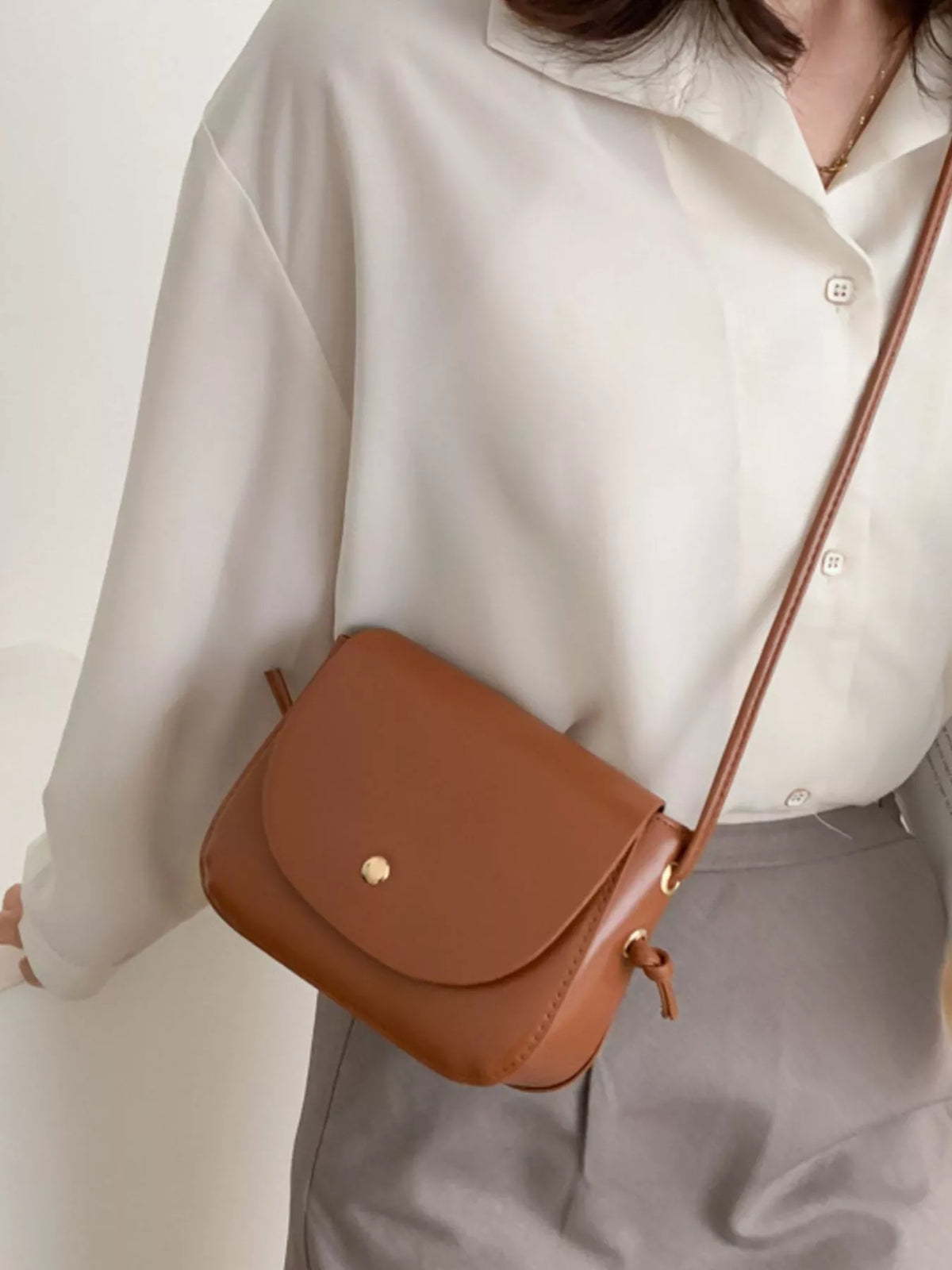 Leather crossbody bag product image | Orleve
