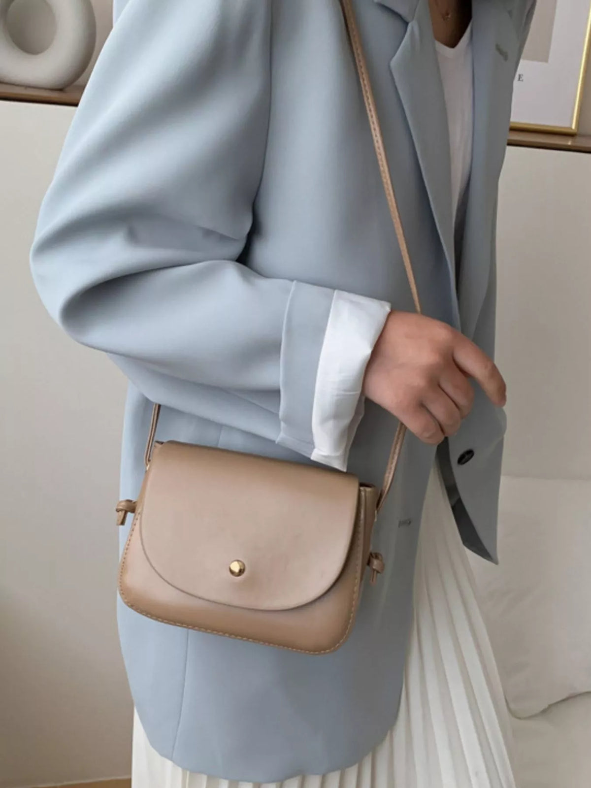 Leather crossbody bag product image | Orleve