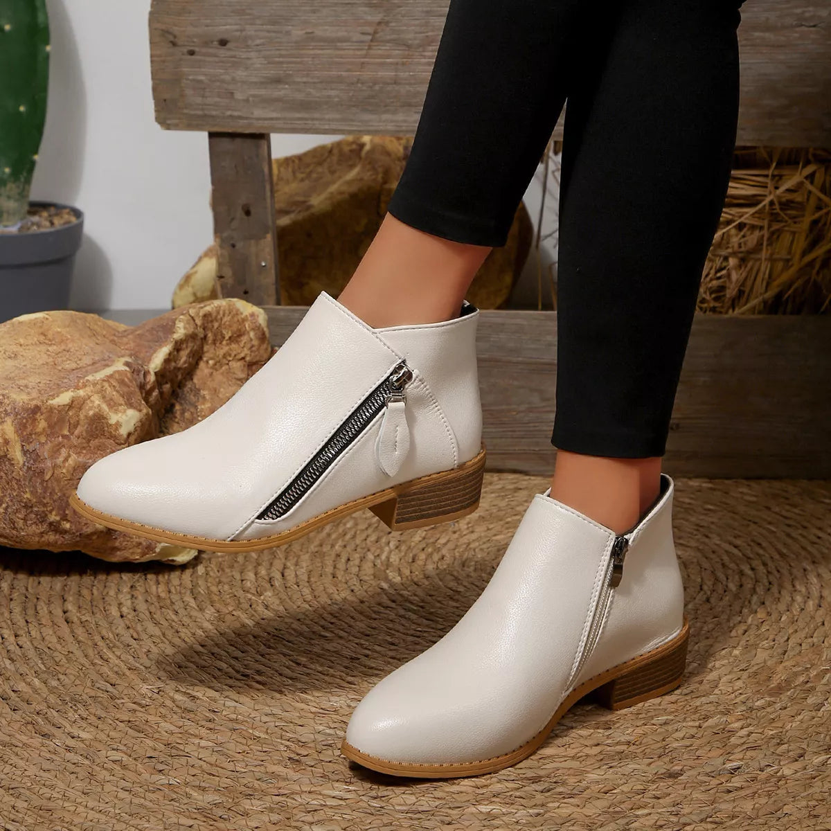 Orleve ankle boots with mid heel
