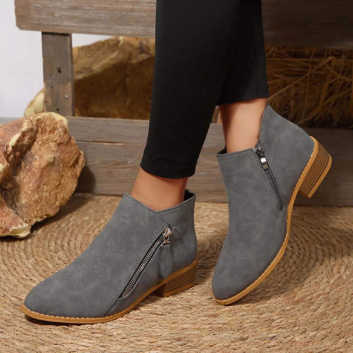 Orleve ankle boots with mid heel