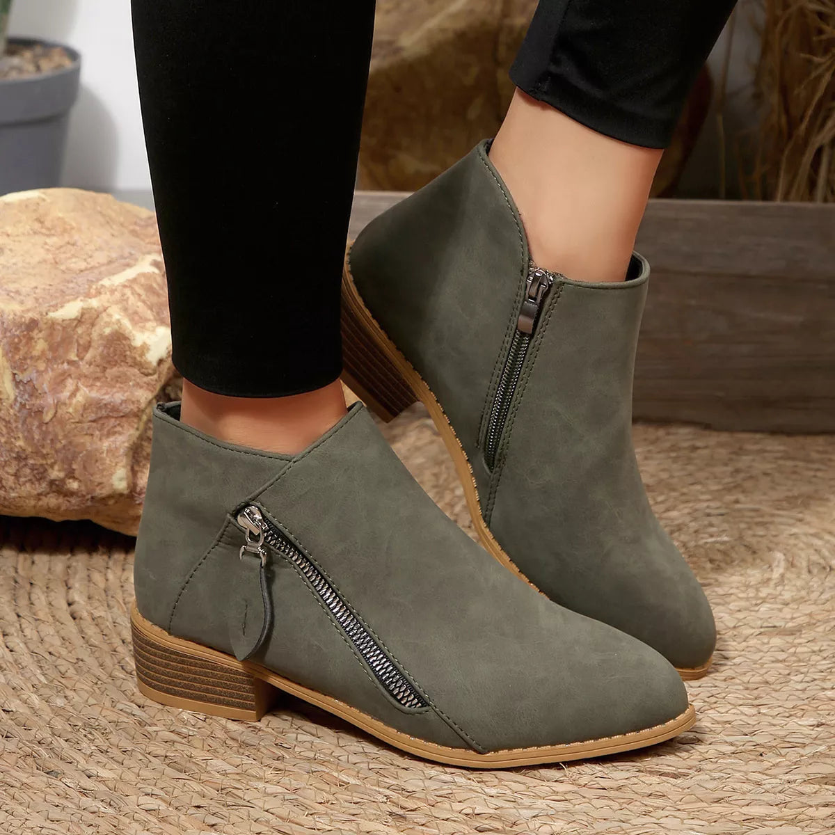 Orleve ankle boots with mid heel