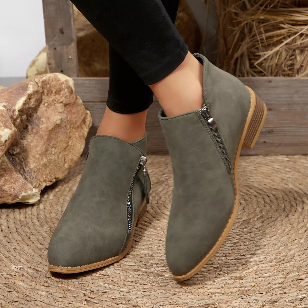 Orleve ankle boots with mid heel