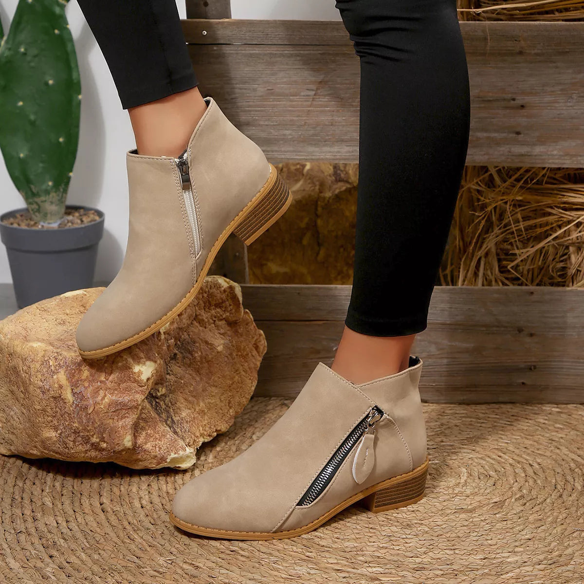Orleve ankle boots with mid heel