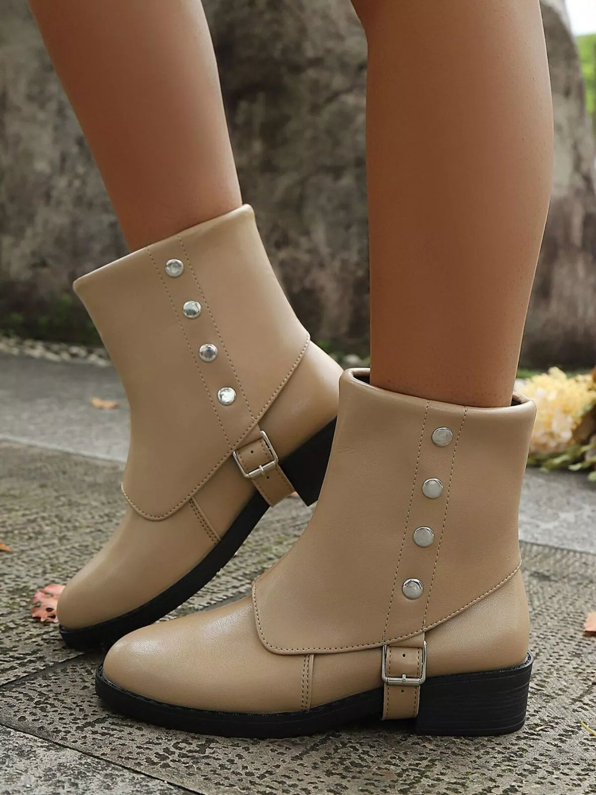 Orleve buckle boots with mid heel