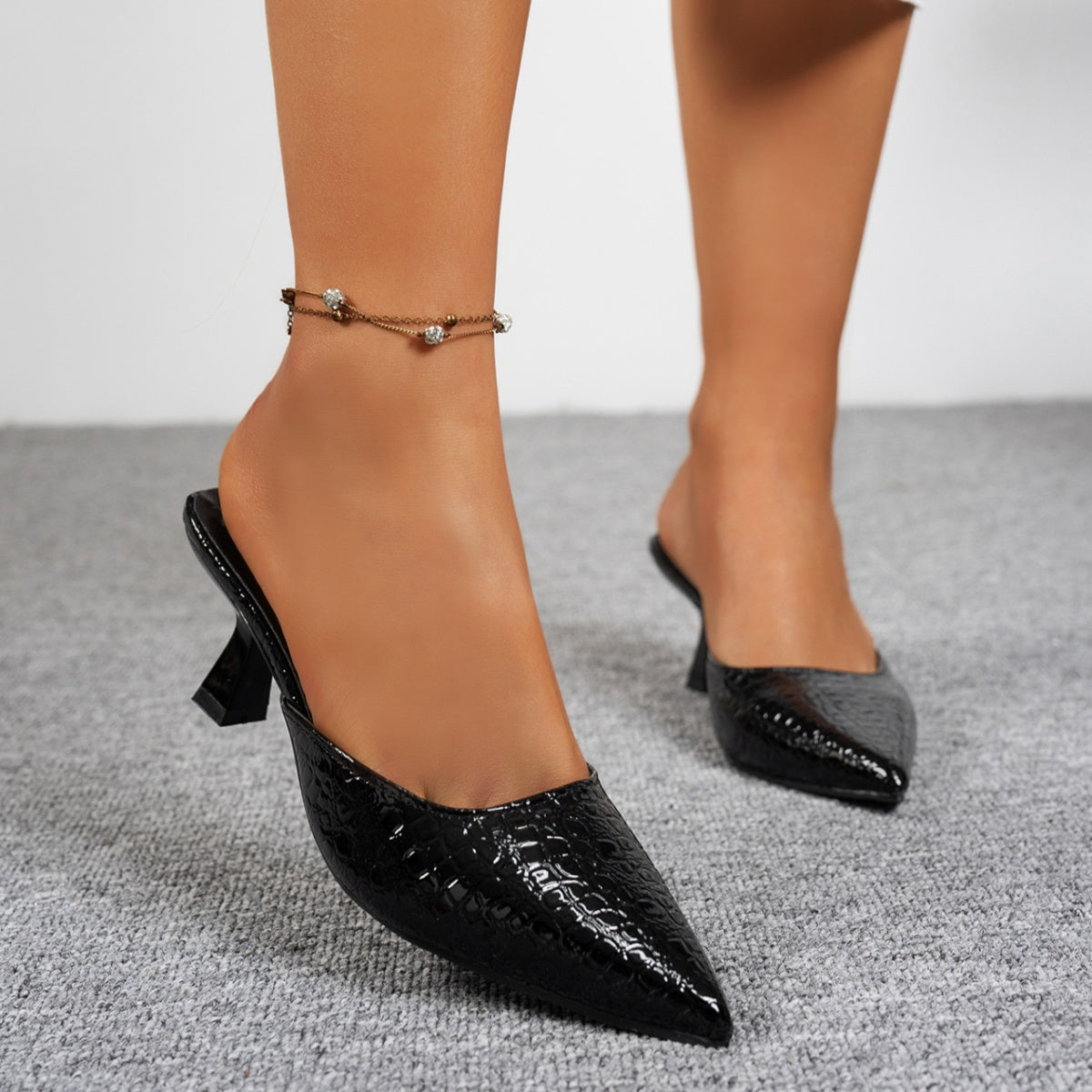 Orleve flare heels