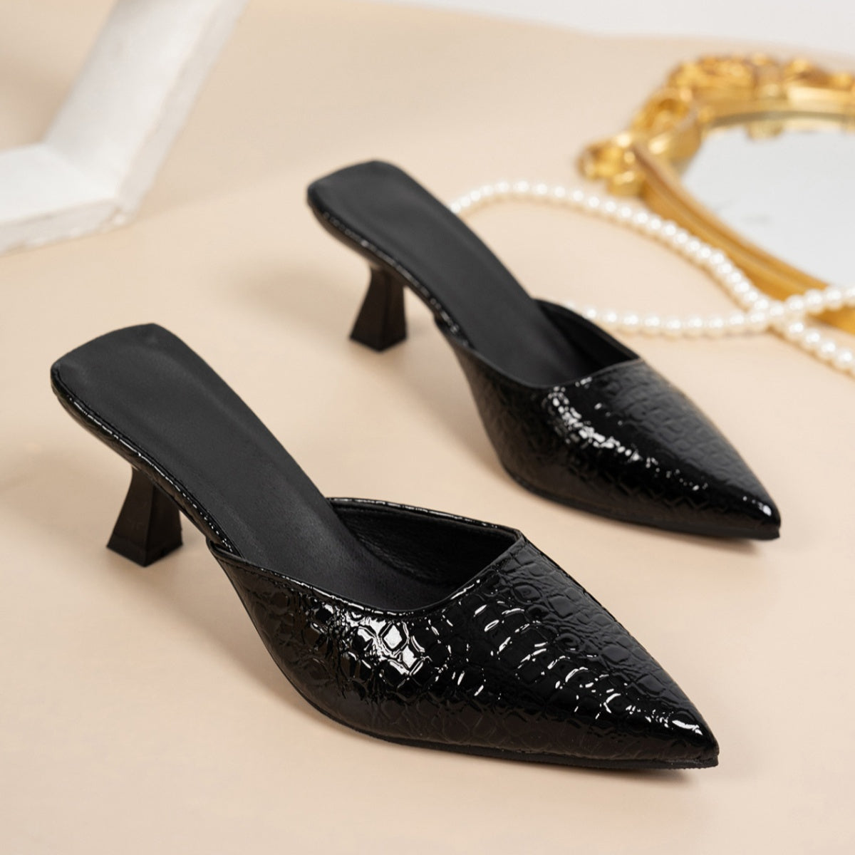 Orleve flare heels