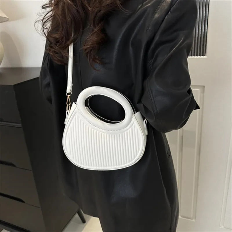 Sequin crescent shoulder bag fashion view | ORLEVE