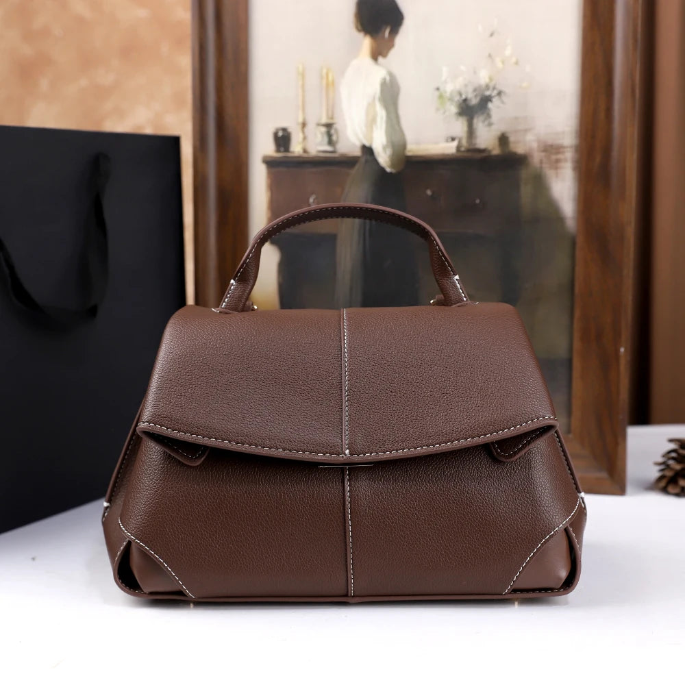 Vintage leather satchel handbag detail | ORLEVE
